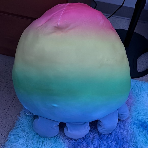 16” Elodie squishmallow . The squishmallow tag has been taken off. - Picture 3 of 3